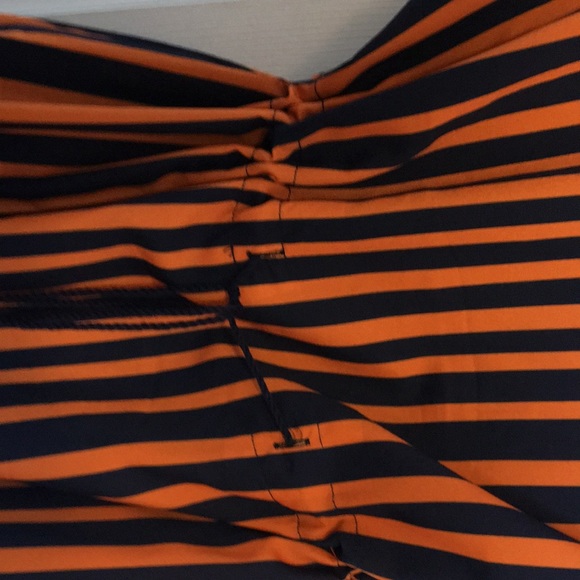 Beautiful dress - Picture 4 of 7